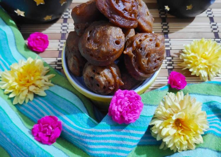 Mini Whole Wheat Palm Jaggery Appams