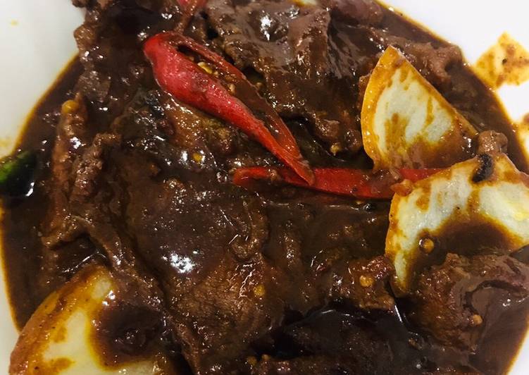 Langkah Mudah Buat Daging masak hitam yang Praktis