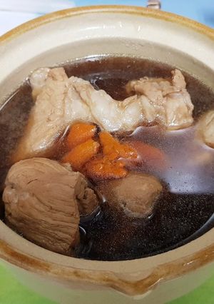 補冬 藥燉排骨湯 的食譜成品照片