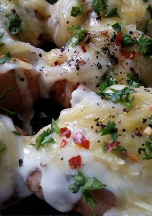 A picture of Baked Rosemary Cheesy Potatoes.