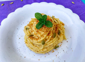 Foto di Spaghetti senza glutine con crema di zucca e ricotta senza lattosio