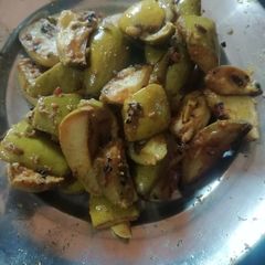 A picture of Ber launji.