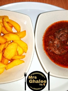 A picture of Chips with ram meat pp soup.
