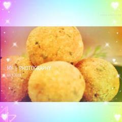 A picture of Cooked Dal Fritters.