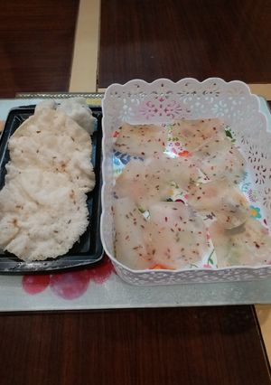 A picture of Steamed Rice Crispies.