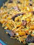 Fideos con seta senderuela y calabaza