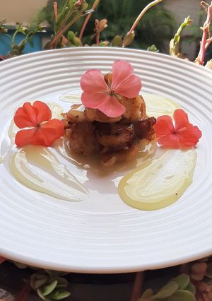 Una foto de Pollo rebozado en salsa de piña