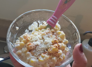 Una foto de Esquite o elotes caseros 🌽