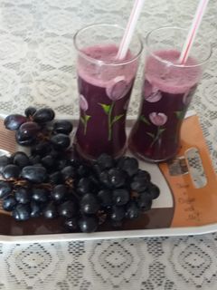 अंगूर का जूस(angur ka juice recipe in hindi) रेसिपी मुख्य फोटो