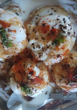 A picture of Dahi Bhalla in Appampatra.