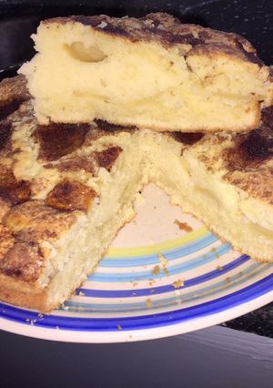 Una foto de Torta doble de manzana ❤️🍎