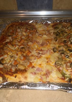 Una foto de Pizza estilo genovesa tricolor