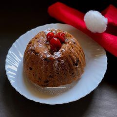 A picture of Christmas Pudding.