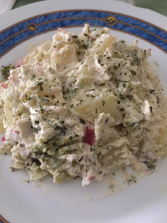 Una foto de Ensaladilla de patata, brócoli y surimi