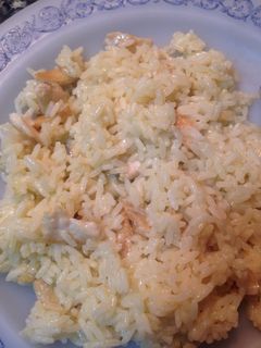 Una foto de Arroz con pollo y queso