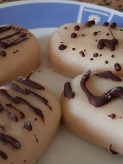 Una foto de Mini helados de melocotón y plátano