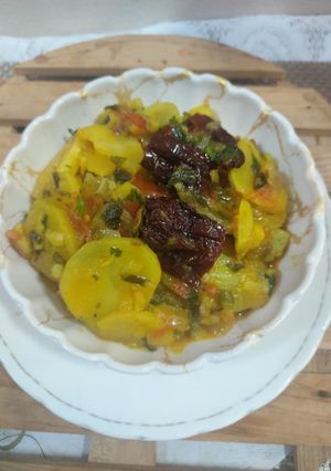 A picture of Potato with spring onion.