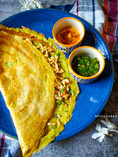 પેસરટ્ટુ / મગદાળ ઢોસા રેસીપી મુખ્ય ફોટો