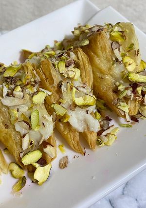صورة لوصفة فطاير البيف باستري بالقشطة المنزلية ✨