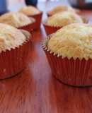 Muffins o Magdalenas de vainilla (logramos 24 muffins)