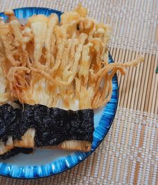 lòng trắng trứng gà