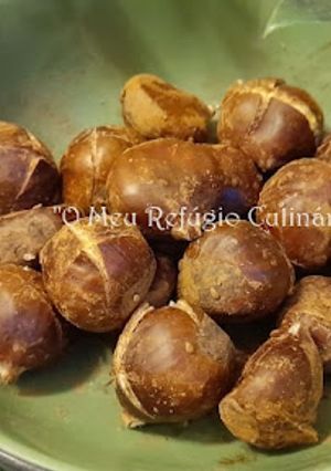 Foto de ♥ Castanhas Assadas no Micro Ondas, Com Erva Doce e Canela à Moda da Cristina ♥