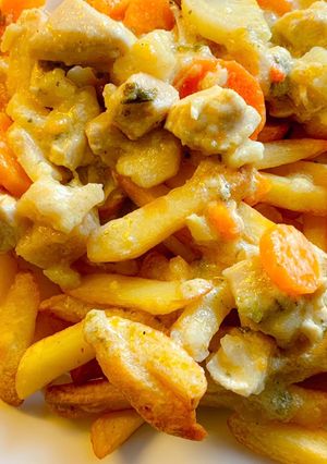 Joghurtos zöldséges csirkeragu recept fotója