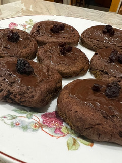 Una foto de Galletitas de Algarroba sin tacc, sin azúcar, sin lactosa, apto keto❣️