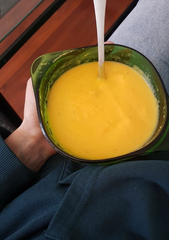 Una foto de Crema de zanahoria super fácil