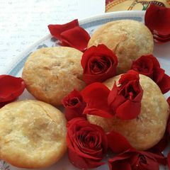 A picture of Special mawa sweet kachori.
