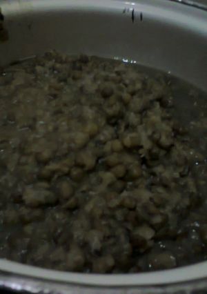A picture of Boiled green grams.