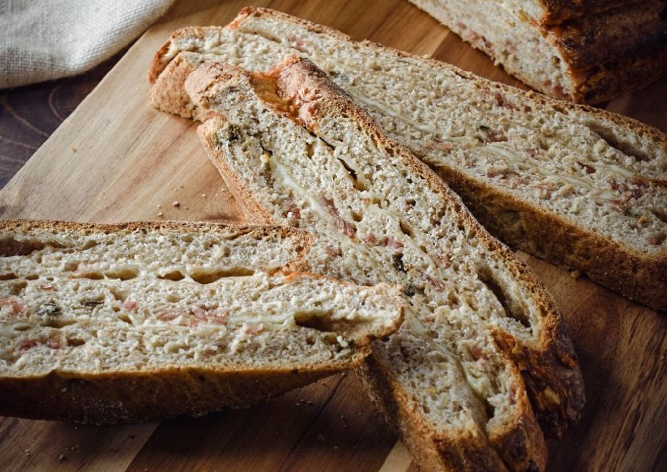 Alpine Style Cheese & Bacon Bread With Sage ðŸž