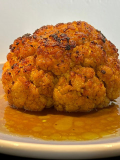 Una foto de Coliflor asada