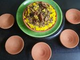 भोगी स्पेशल तीळ खिचडी (Til Khichdi Recipe In Marathi)