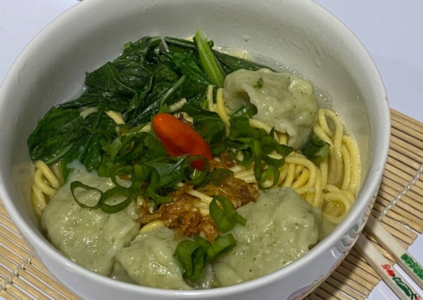 Mie (Wortel) Bakso (Pokchoy)