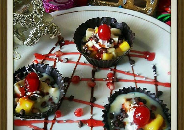 Recipe of Super Quick Homemade Choco cups filled with fruit custard