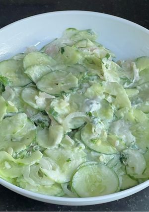 A picture of Shake Shake Cucumber 🥒.