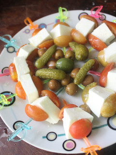 Una foto de Ensalada de cherrys con queso de Burgos