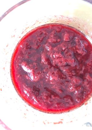 A picture of Drunk strawberry sauce.