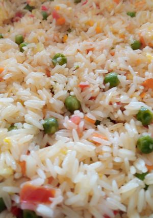 A picture of Chinese fried rice.