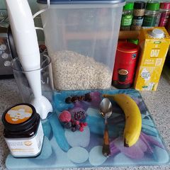A picture of Jack's chocolate protein smoothie (vegan)🍫🥛.