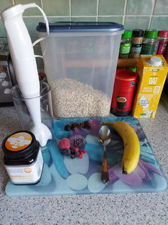 A picture of Jack's chocolate protein smoothie (vegan)🍫🥛.