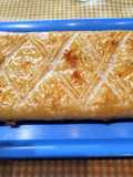 Hojaldre relleno de surimi con atún y huevo