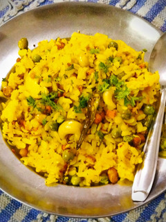 अवल उपमा / पोहा (aval upma poha recipe in hindi) रेसिपी मुख्य फोटो