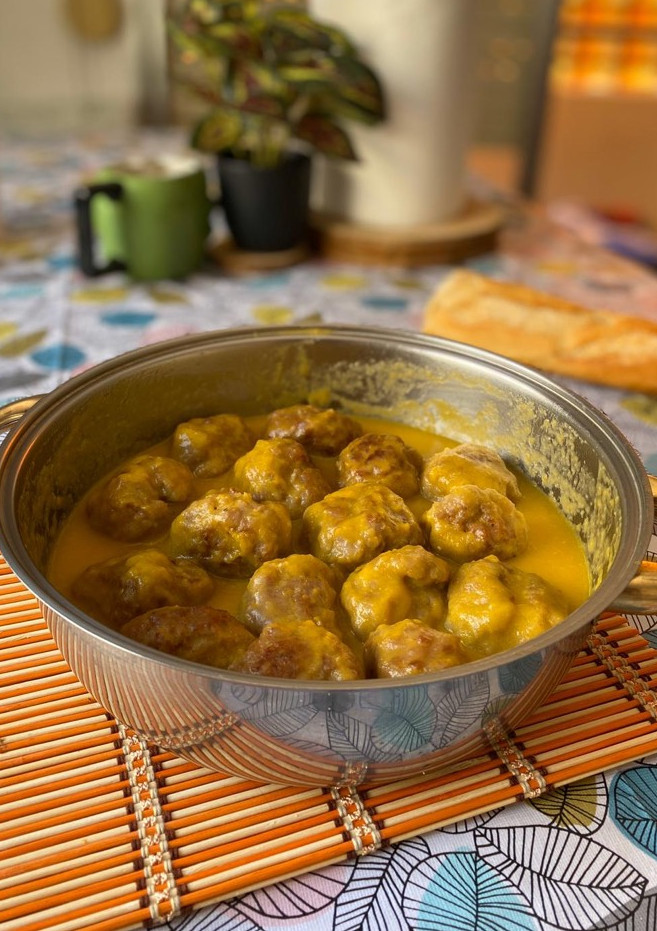 Una foto de Albóndigas con salsa al estilo de mi padre 💃🏻