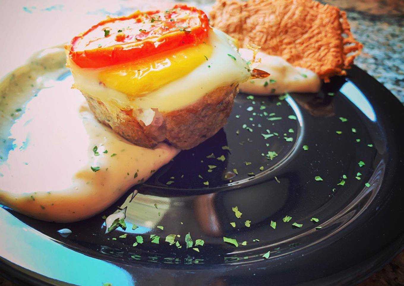 Riquísimos mini pastelitos de carne picada, huevo y tomate. Simplemente deliciosos y fácil de hacer