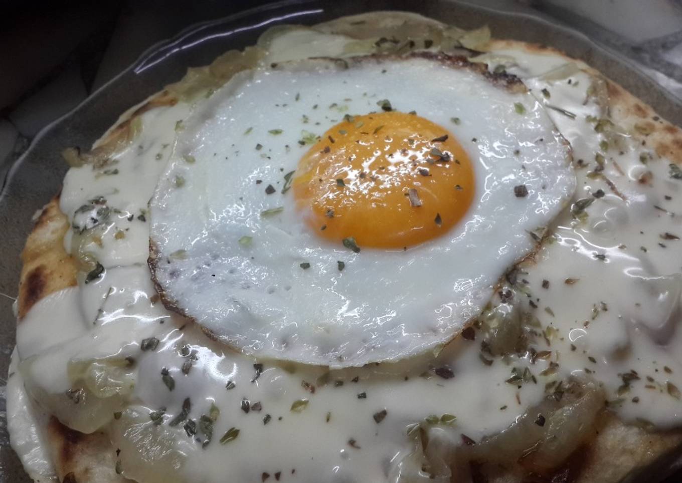 Pizza Fugazzetta en sartén rellena con carne picada 🍕🍕