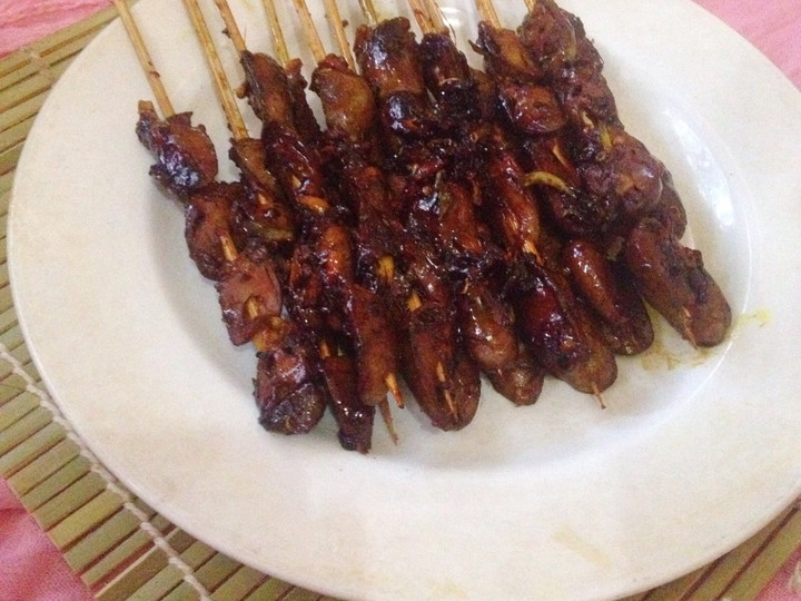 Wajib coba! Bagaimana cara membuat Sate jantung ayam bumbu kecap pedas manis dijamin sesuai selera