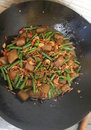 Foto resep Tumis kacang panjang plus krecek (rambak kulit sapi)