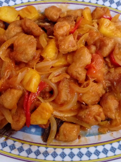 A picture of Fried gourami fish with sweet and spicy sour sauce.